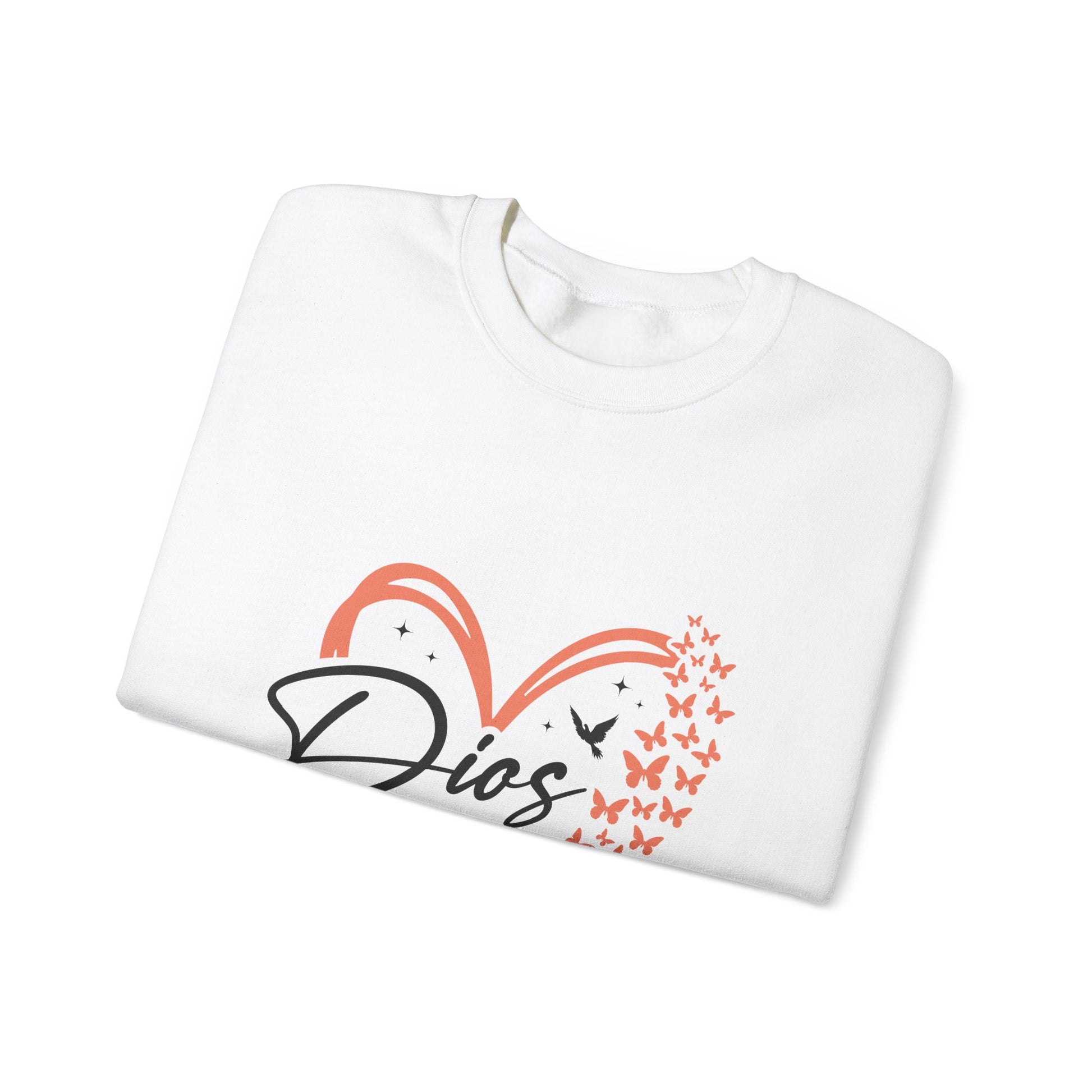 Dios es Bueno Heart Sweatshirt | Unisex Heavy Blend™ Crewneck - Nefty Creations