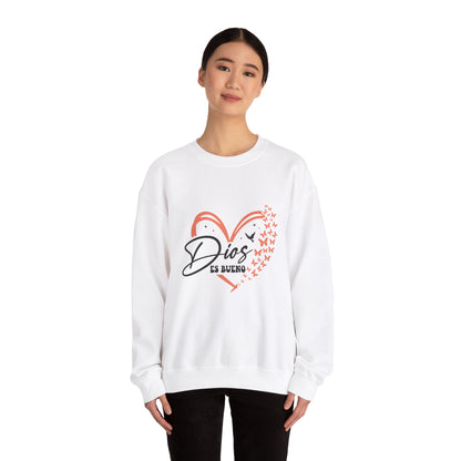 Dios es Bueno Heart Sweatshirt | Unisex Heavy Blend™ Crewneck - Nefty Creations